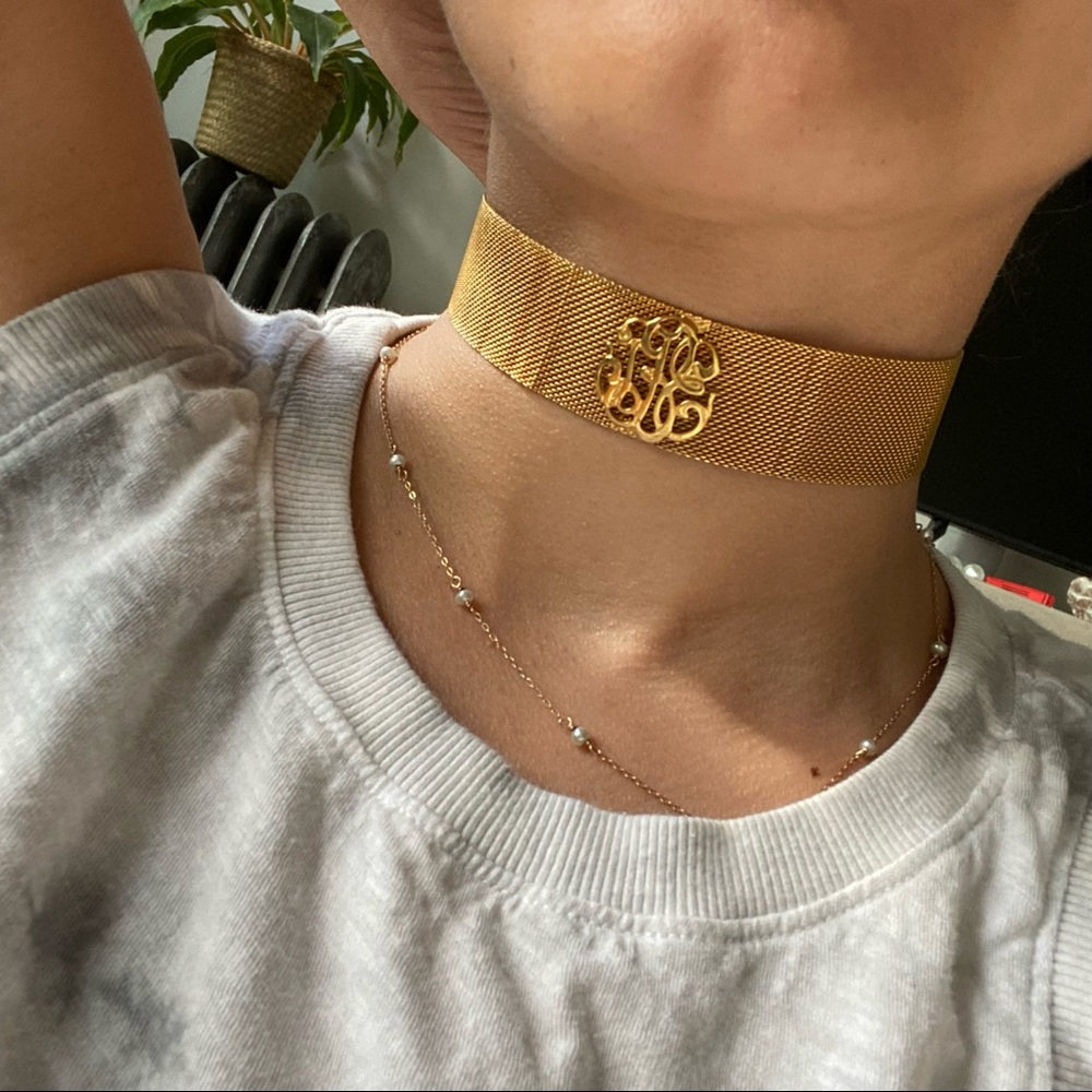 Woven gold choker